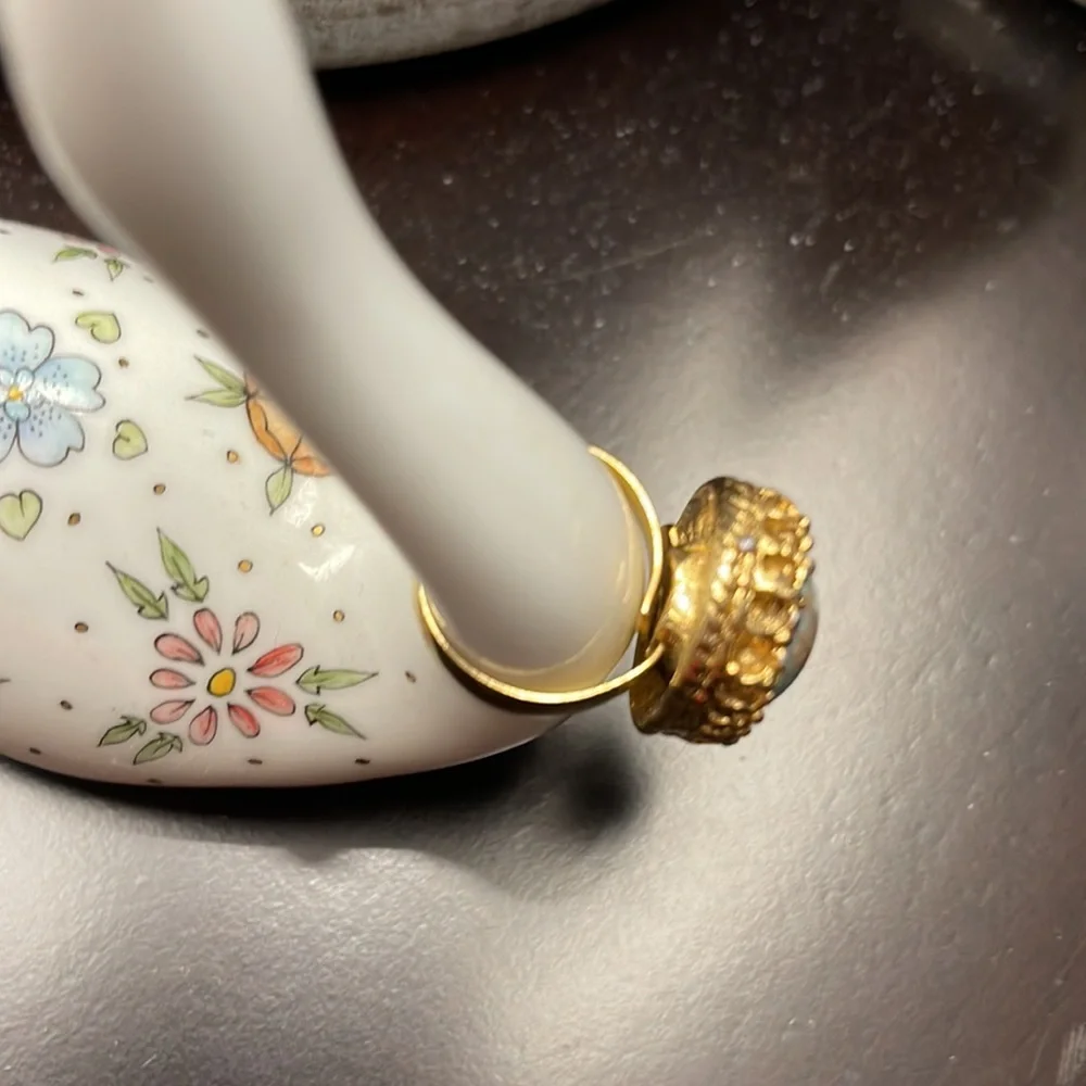 Vintage Adjustable Ring - Picture 5 of 7
